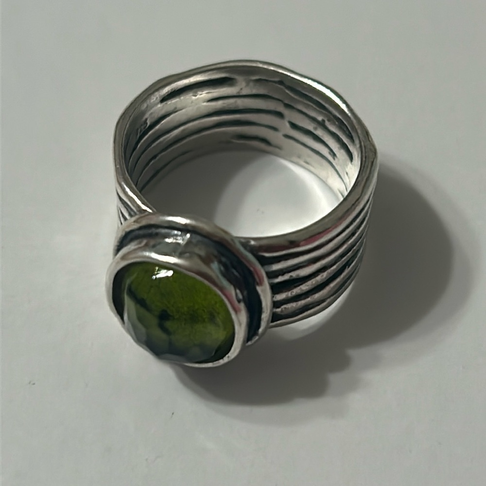Silpada green Stone ring 7.5 - Picture 2 of 11